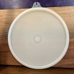 Tupperware Clear / Frosted Replacement Lid C 227-24 Good Condition See Pictures